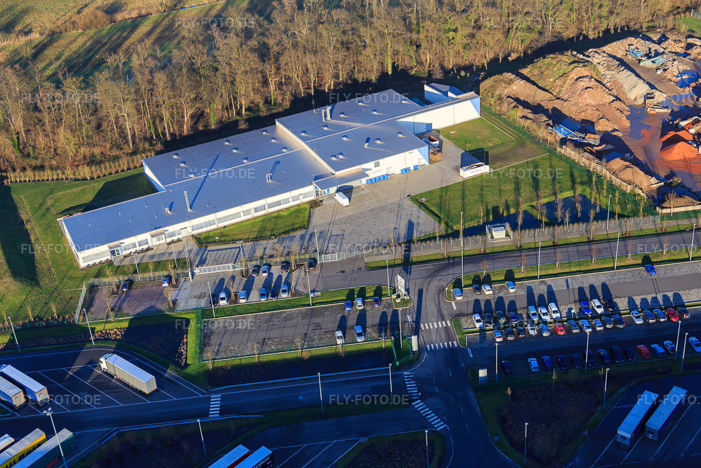 Luftbild: Gewerbegebiet Horst, Alfa Aesar GmbH im Ortsteil Minderslachen in Kandel im Bundesland Rheinland-Pfalz in Deutschland. Foto: IMG_076522.jpg vom 05.01.2015 durch Werner Riehm/FLY-FOTO.de