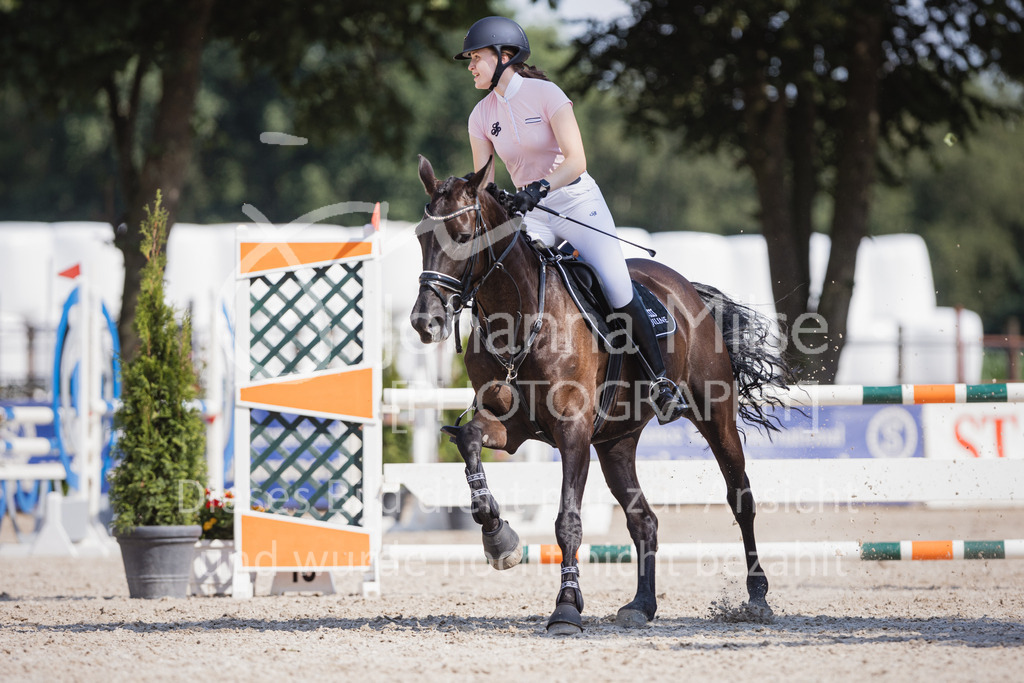220703_A2-Spr-992 | WBO-Turnier Mühlen
03.07.2022
A**-Springen
