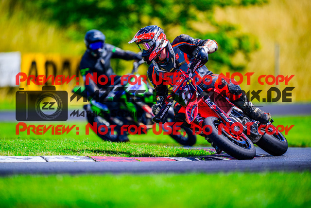 MaZZes_FotoMatrix_240713_6007705_7457 | S3