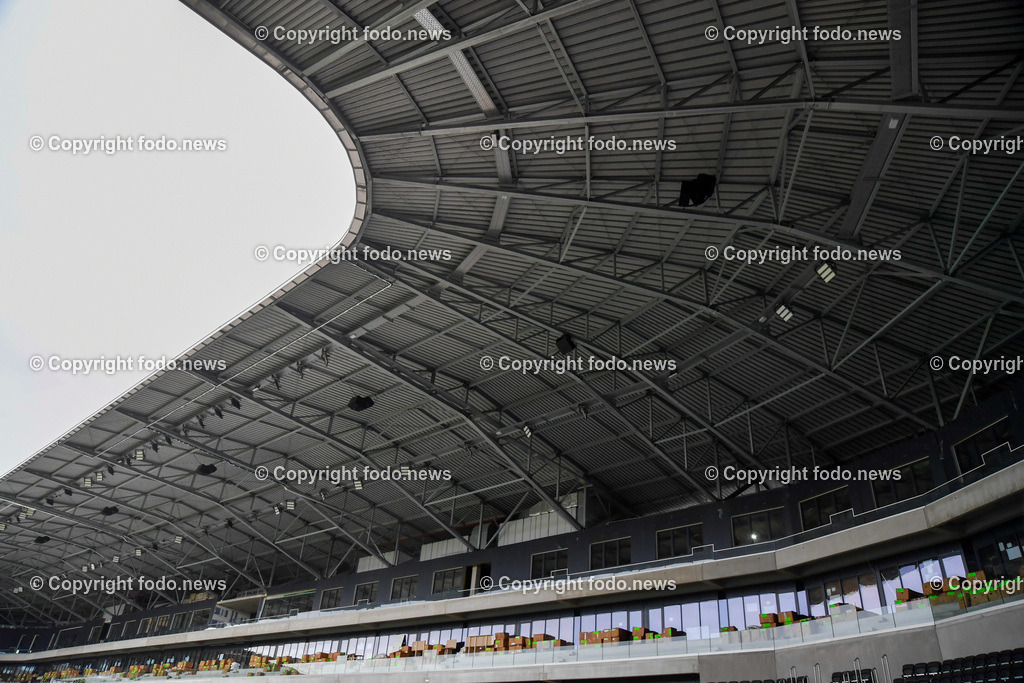 Raiffeisen Arena Linz_ Stadion_ Siegmund Gruber_ Praesident Lask Linz 31.01.2023-22 | 31.01.2023, Raiffeisenarena Linz, AUT, im Bild Raiffeisen Arena Linz, Dachkonstruktion
