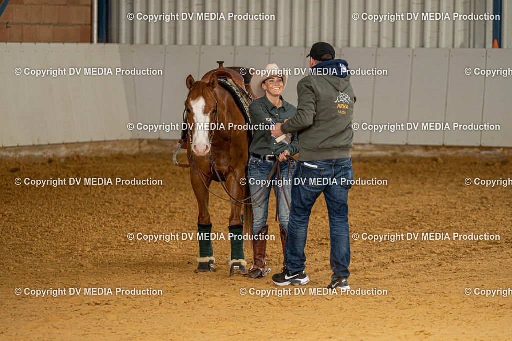 MIT00128 | dv-media-shop - Realisiert mit Pictrs.com