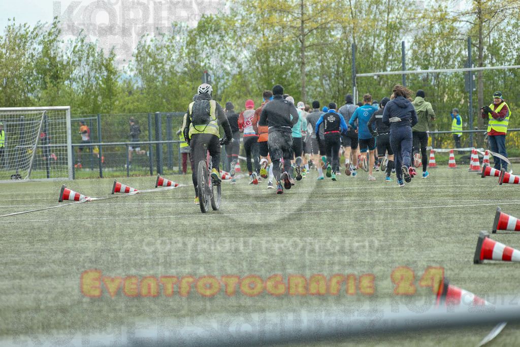 240421_1015_EX1_0631 | Sportfotografie im Rhein-Sieg Kreis, Köln, Bonn, NRW, Rheinland Pfalz, Hessen, etc. Unser Tätigkeitsfeld umfasst den Laufsport vom Volkslauf über den Marathon, Duathlon, Triathon bis zum Ultralauf wie Kölnpfad Ultra oder Schindertrail.