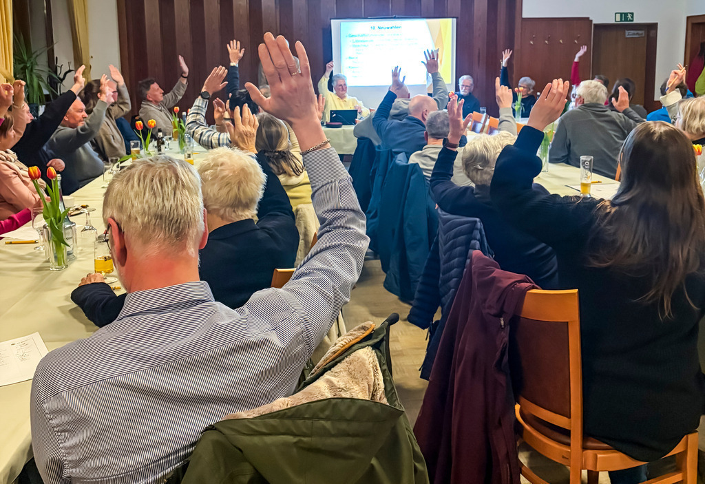 top-top.de 260326-015 | Foto, Video, Fotografie, Videografie, Fotobox, DJ, Discjockey, Musik, Musikbox, Veranstaltung, Photobooth, Amazon, Ebay, Buchtipp, Bestseller, Autor, Verlag, Buch, Wesel, Hamminkeln, NRW, Dinslaken, Rees, Drohne, Hochzeit, Party, Fotobox, Wesel, Fotograf