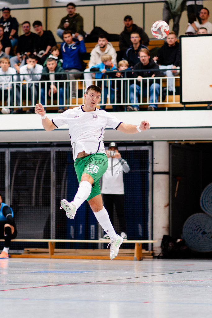Futsal-Bundesliga, Saison 2025/2026, 9. Spieltag: SC Preußen Münster - YB Balkan Pfarrkirchen | Futsal-Bundesliga, Saison 2025/2026, 9. Spieltag, SC Preußen Münster empfängt YB Balkan Pfarrkirchen in der Universitäts-Sporthalle in Münster. Foto: sportfotografie.ms | Markus Paletta - Realisiert mit Pictrs.com