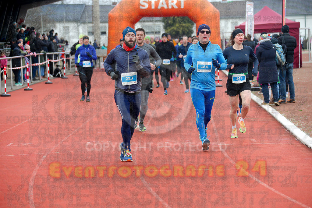 230129_1005_EX1_3197 | Sportfotografie im Rhein-Sieg Kreis, Köln, Bonn, NRW, Rheinland Pfalz, Hessen, etc. Unser Tätigkeitsfeld umfasst den Laufsport vom Volkslauf über den Marathon, Duathlon, Triathon bis zum Ultralauf wie Kölnpfad Ultra oder Schindertrail.