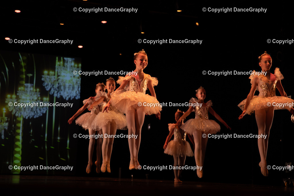 GPHY5383 | DanceGraphy - Realisiert mit Pictrs.com