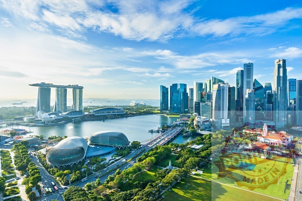 Singapore Marina Bay Sands cityscape with urban skyline | Singapore city skyline with modern architecture and waterfront views under a bright sky - Realized with Pictrs.com
