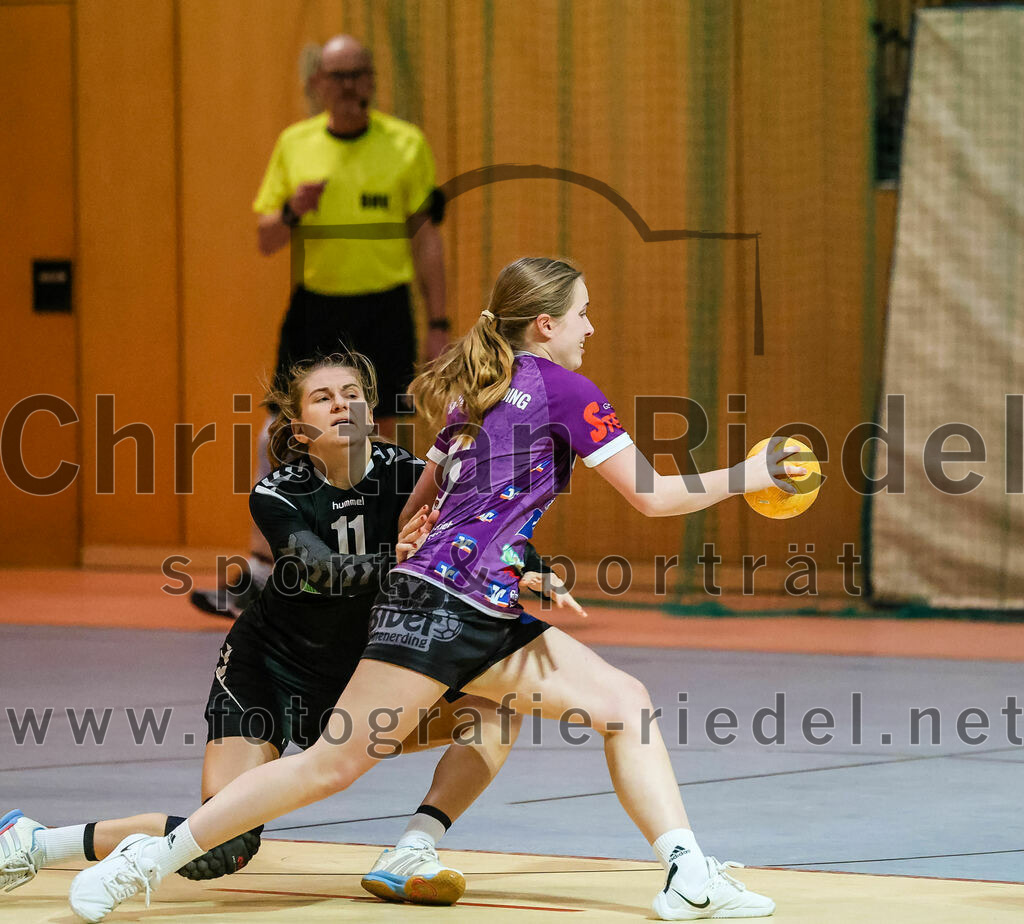 2024-01-27_048_SpVgg_Altenerding_gegen_HSG_Schwab-kirchen | Erding, Deutschland, 27.01.2024:
Handball, Bezirksoberliga Frauen Altbayern 2023 / 2024, 12. Spieltag, SpVgg Altenerding gegen HSG Schwab/kirchen, Endergebnis: 39:28

Nikayla Alston (SpVgg Altenerding, #11), Marlene Mittermeier (SpVgg Altenerding, #6)

Foto: Christian Riedel / fotografie-riedel.net