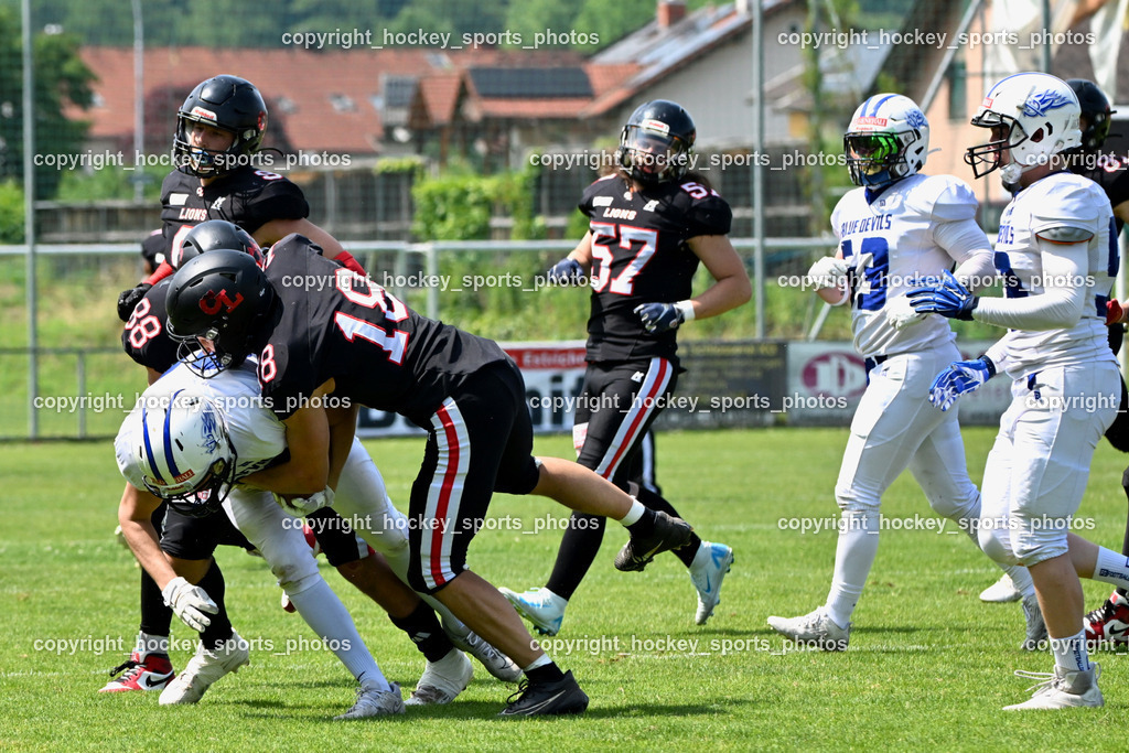 Carinthian Lions vs. Cineplexx Blue Devils | #18 Knees Felix Carinthian Lion, #57 Colovic Blagota Carinthian Lion, Carinthian Lions vs. Cineplexx Blue Devils, Carinthian Lions vs. Cineplexx Blue Devils am 09.06.2025 in Klagenfurt (ASV Sportplatz), Austria, (Photo by Bernd Stefan)