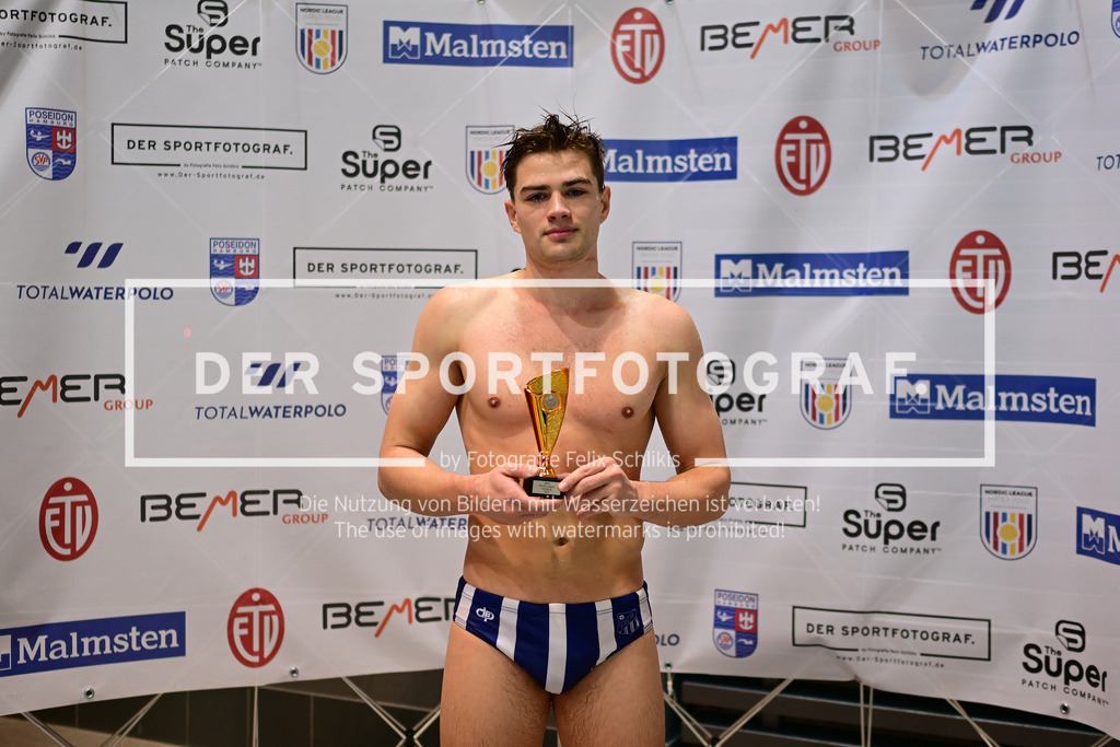 Wasserball I Herren I Nordic League I SV Poseidon Hamburg - FREM Odense I 62290 | Nikolaj Sjögreen (11, FREM Odense) - Realisiert mit Pictrs.com