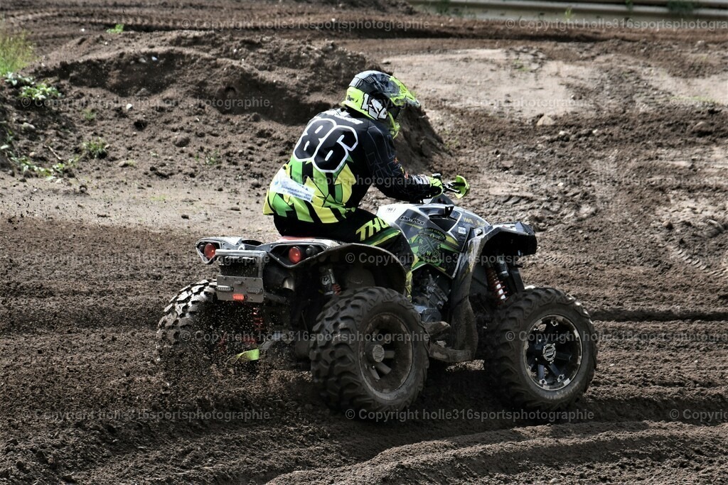 DSC_0536_01 (2) | Sportfotografie , Motorsport, Motoross, Reitsport, Mointainbike, Enduro,
Landschaft , Outdoor, Eventfotografie, Landschaft, Bilder online bestellen - Realisiert mit Pictrs.com