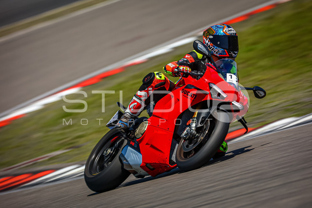 0012-240625_NR-015_12 | Deine Full-Service-Agentur für ✔️Videoproduktionen und ✔️Motorsportfotografie Jetzt Angebot anfragen!