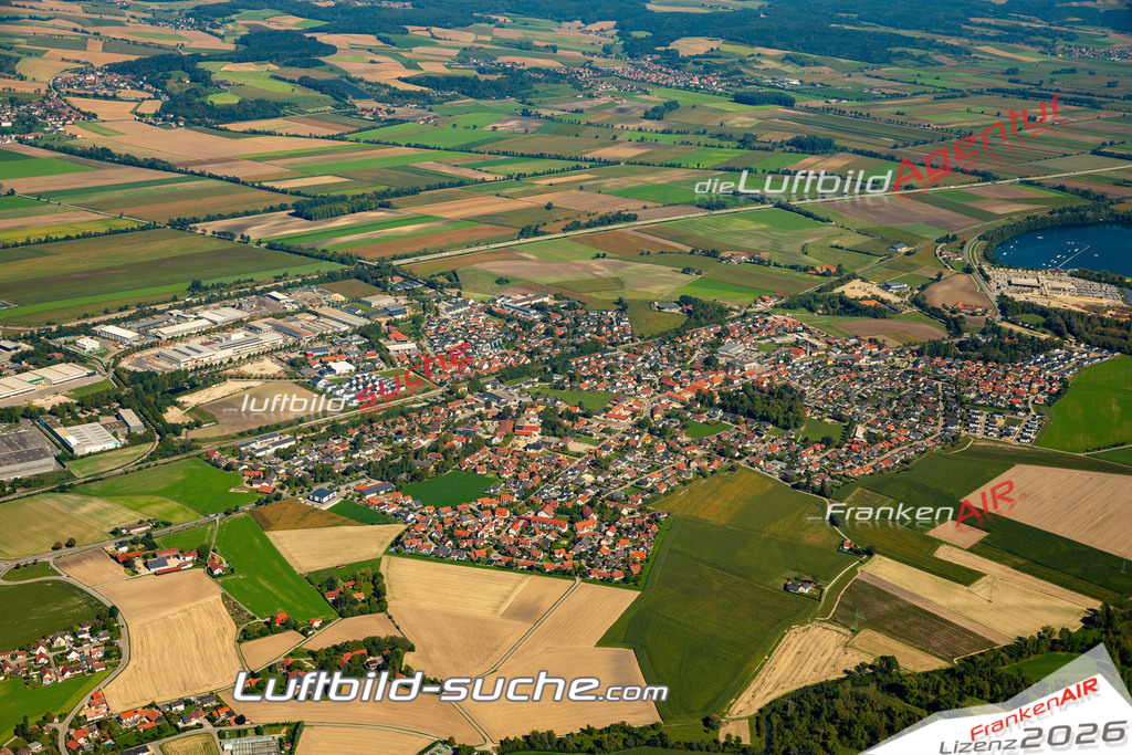 Das Luftbild zeigt :  Wörth an der Isar - Die Luftaufnahme wurde 2023 vom UL-Flugzeug aus erstellt ( keine Drohne ) - Hochauflösende Luftaufnahme - Für grossformatige Ausdrucke geeignet. Die Geschenkidee !Mit Lizenz und Bildrechte bestellbar