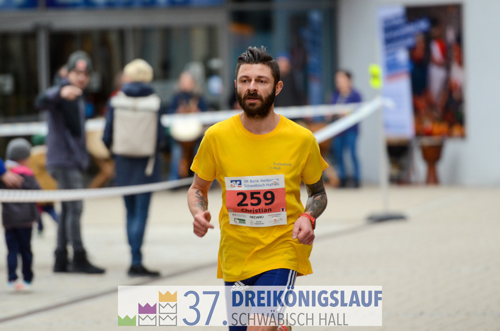 VR Bank Hauptlauf 10000m | 3 Koenigslauf 2023 - Realisiert mit Pictrs.com
