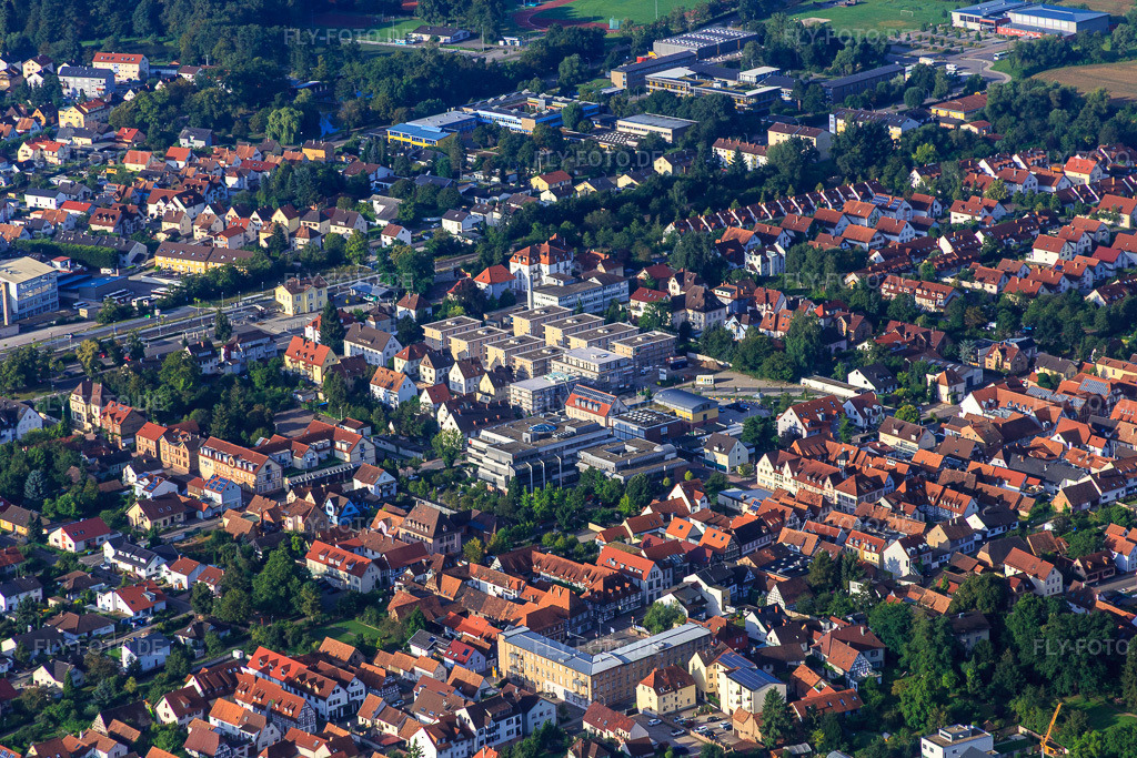 Luftbild: Neubaustelle Im Stadtkern in Kandel im Bundesland Rheinland-Pfalz in Deutschland. Foto: IMG_092841.jpg vom 13.08.2016 durch Werner Riehm/FLY-FOTO.de