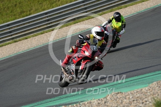 2024_07_07_PBK_41653 | Sportfotografie; SlowMotion; Video; Rennstrecke; Hafeneger; Speer; Racing; RSE; BMW; CBO; Trackday; Motorsportarena; Hockenheimring; Brno; Most; Barcelona; Valencia