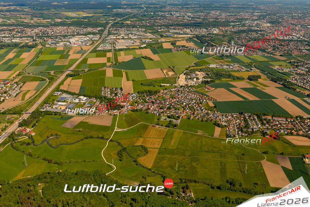 Das Luftbild zeigt : Täfertingen Neusäß - Die Luftaufnahme wurde 2024 vom UL-Flugzeug aus erstellt ( keine Drohne ) - Hochauflösende Luftaufnahme - Für grossformatige Ausdrucke geeignet. Die Geschenkidee !Mit Lizenz und Bildrechte bestellbar