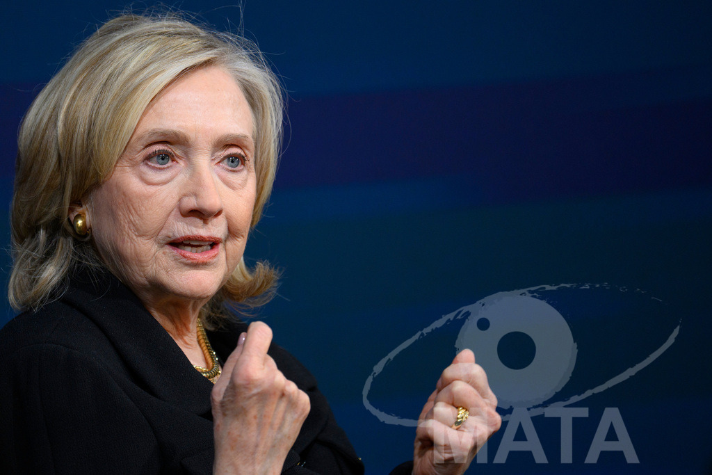 _DWA4097 | Die US-Politikerin Hillary Clinton auf der Veranstaltung Bridging Scholarship and Statecraft im Rahmen der Münchner Sicherheitskonferenz 2026. München, 13.02.2026 Bayern Deutschland  - Realisiert mit Pictrs.com