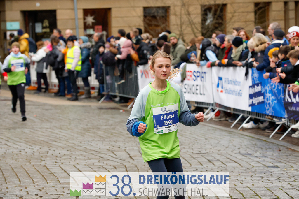 1700m Stadtwerke Jugendlauf | 3 Koenigslauf 2024 1700m Stadtwerke Jugendlauf - Realisiert mit Pictrs.com