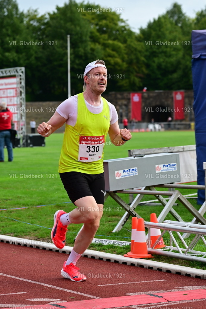 2026-08-23_Sparkassenauf_5km_RM_00340 | Die Fotografen - Realisiert mit Pictrs.com