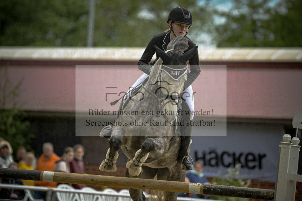 20240505-DOS_1373 | Entdecke hochwertige Reitturnierfotos von Foto Oger. Professionell, emotional und authentisch – jetzt Lieblingsmomente im Shop bestellen.Deutschlandweite Turnierfotografie. - Realisiert mit Pictrs.com