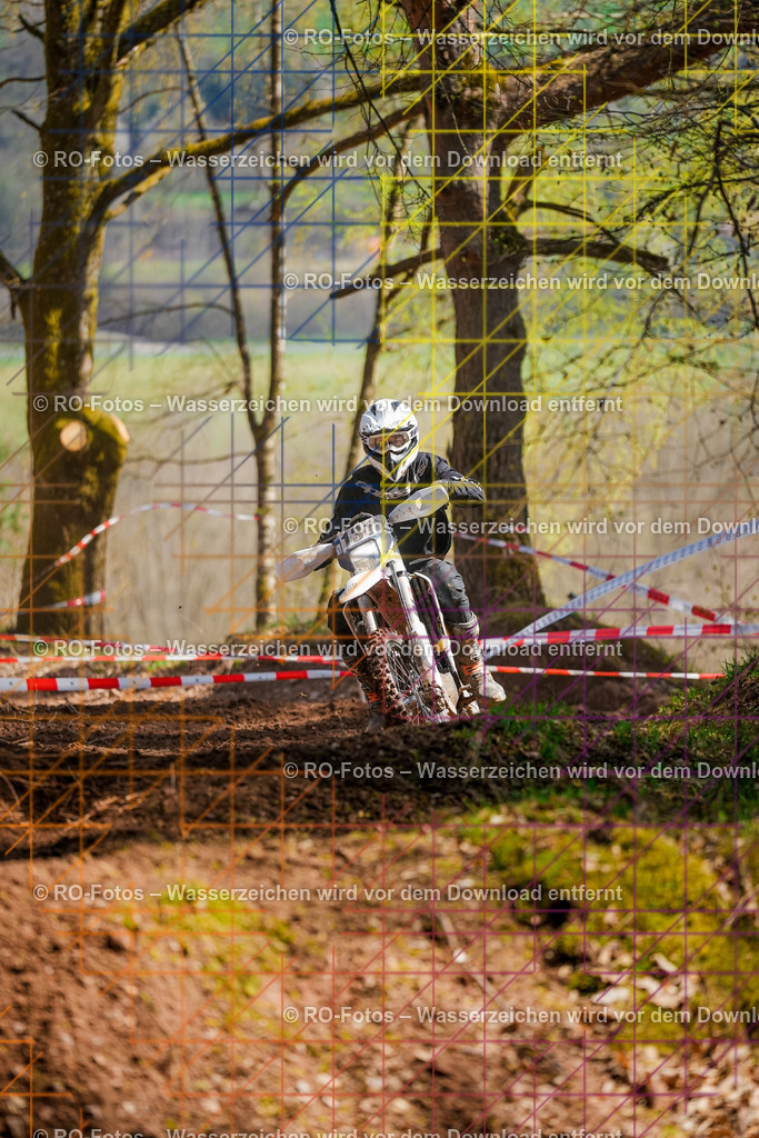 2 Lauf Mernes-1672 | Sportfotografie von RO-Fotos: Motorsport, Motocross, Enduro, Laufveranstaltungen und Triathlon. Professionelle Fotos von Sportlern und Events. - Realisiert mit Pictrs.com