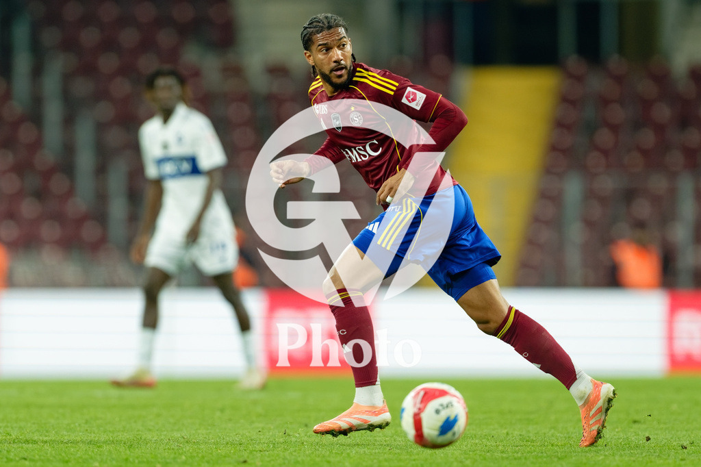 Brack Super League - Servette FC v FC Lausanne-Sport | Florian Aye (97 Servette FC) in action (close up)  during the Brack Super League match between Servette FC and FC Lausanne-Sport at Stade de Geneve in Geneva, Switzerland
