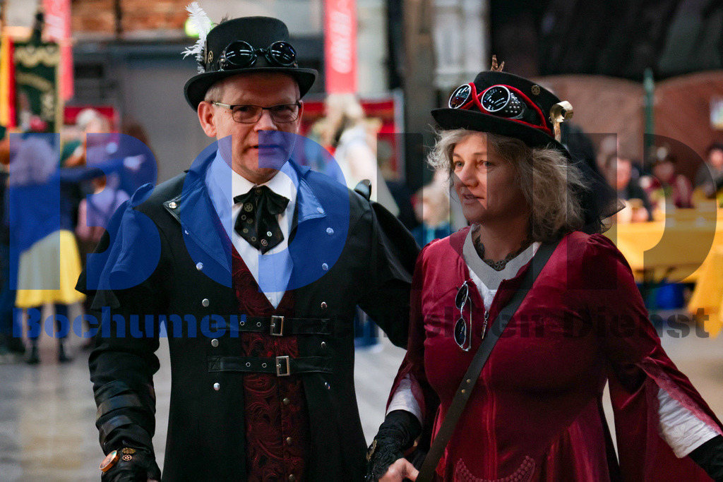 Historischer Jahrmarkt in der Jahrhunderthalle - Steampunk {date} -  | {headline}



(Foto: Sebastian Sendlak / BOND)

 - Realisiert mit Pictrs.com