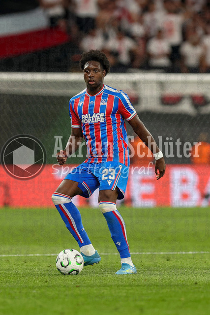 27.05.2026, EUR, Fussball, Herren, Conference League Finale, Saison 2025/2026, Crytsal Palace F.C. - Rayo Vallecano de Madrid | Jaydee Canvot (Crystal Palace, 23) in Aktion am Ball, Einzelaktion