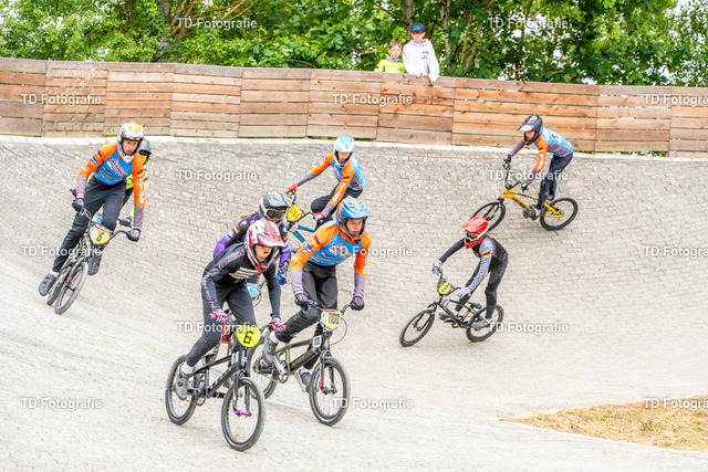 BayBMX2026-04895 | Fotogalerie von Thomas Dettweiler mit Eventbildern und lizenzfreien Fotos. Perfekt als Wandbild, für Büro, Website oder private Nutzung. - Realisiert mit Pictrs.com
