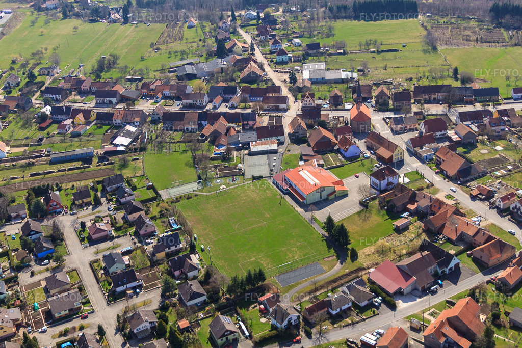 Aerial view: Football terrain in Petersbach in the state Bas-Rhin, France. – Photo: IMG_38501.jpg taken on 03/20/2011 by Werner Riehm/FLY-FOTO.com – Resolution of the original: 4752 x 3168 px