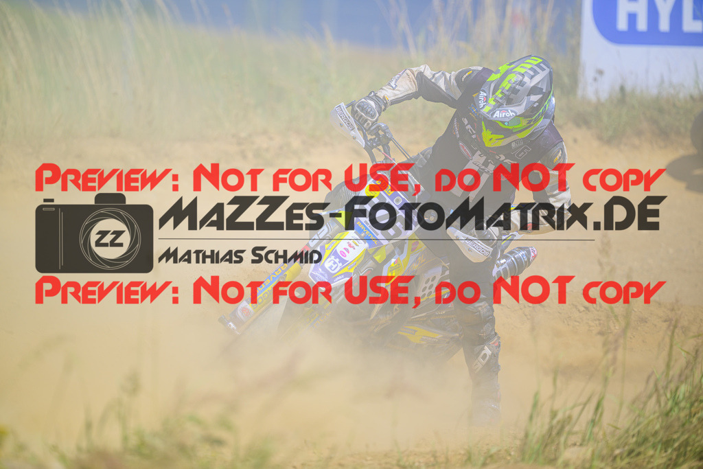 MaZZes_Fotomatrix_20250704_6007705_8277 | GELB