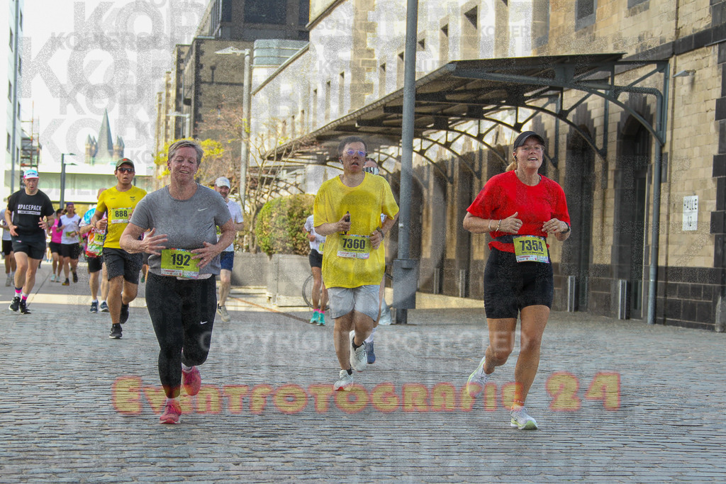 250920_1457_EV4_7711 | Sportfotografie im Rhein-Sieg Kreis, Köln, Bonn, NRW, Rheinland Pfalz, Hessen, etc. Unser Tätigkeitsfeld umfasst den Laufsport vom Volkslauf über den Marathon, Duathlon, Triathon bis zum Ultralauf wie Kölnpfad Ultra oder Schindertrail.
