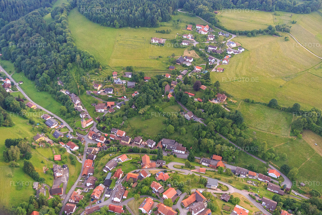Luftbild: Im Oberdorf im Ortsteil Brombach in Eberbach im Bundesland Baden-Württemberg in Deutschland. Foto: IMG_089512.jpg vom 10.06.2016 durch Werner Riehm/FLY-FOTO.de