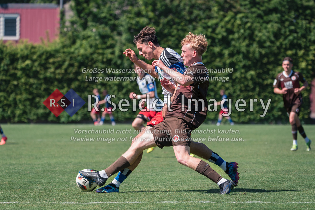 RS-1-047308 | Otto Emerson Stange (#11, HSV), Marwin Reiner Ian Schmitz (#6, FCSP)