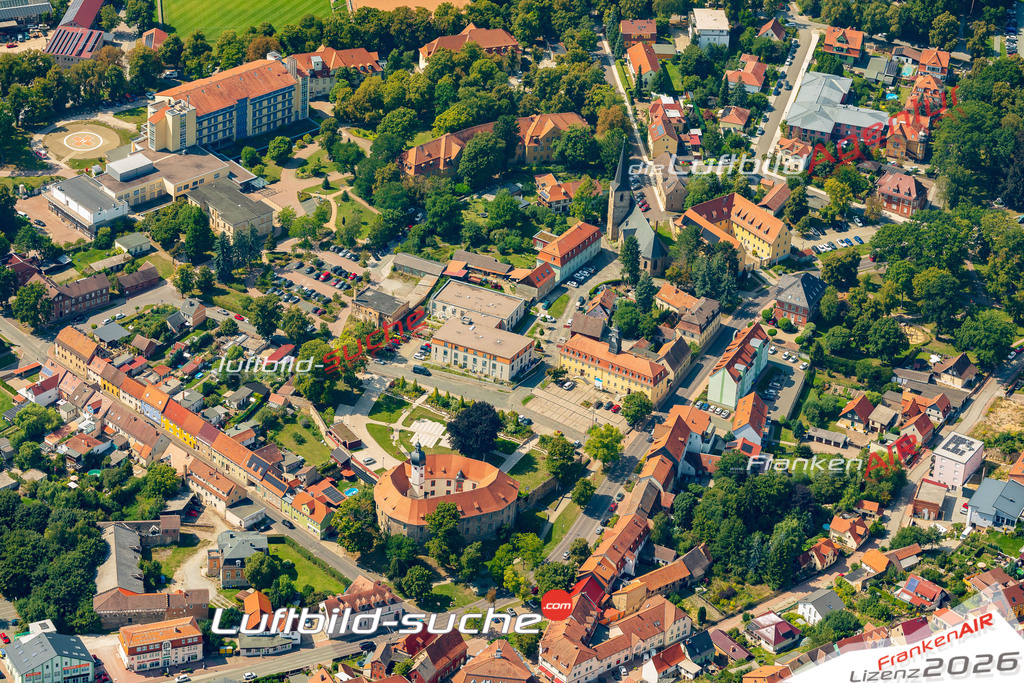Stadtbibliothek Blankenhain Bild- Das Luftbild wurde 2025 vom UL-Flugzeug heraus erstellt ( keine Drohne bzw. Drohnenaufnahme ) - Hochauflösende Luftaufnahme -Nicht vergleichbar mit Google Maps oder Satelittenbilder- Die Geschenkidee !Mit Lizenz und Bildrechte bestellbar - CC