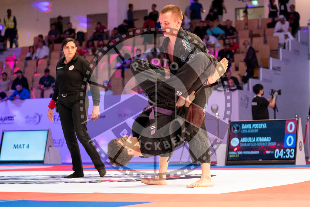 20231108PBB1744 | Fighters compete during the AJP World Professional Championship in the Mubadala Arena in Abu Dhabi, Arab United Emirates, on November 8, 2023.