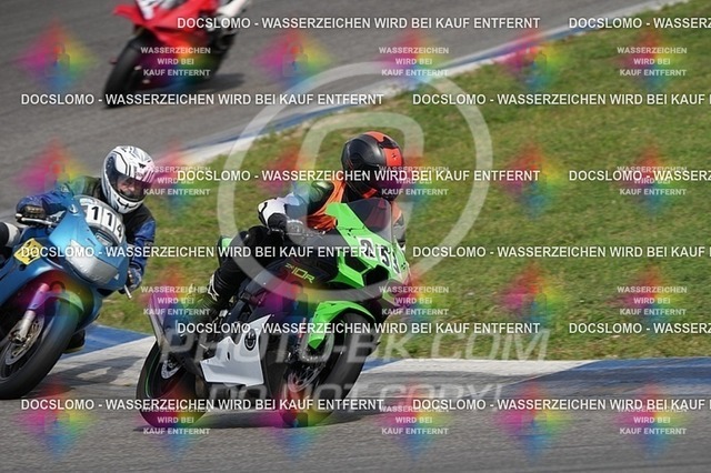 2025_08_04_PBK_14864 | Sportfotografie; SlowMotion; Video; Rennstrecke; Hafeneger; RSE; Speer; Trackday; Motorsportarena; Hockenheimring; Brno; Most; Barcelona; Valencia, Benny; Kaetzmer;