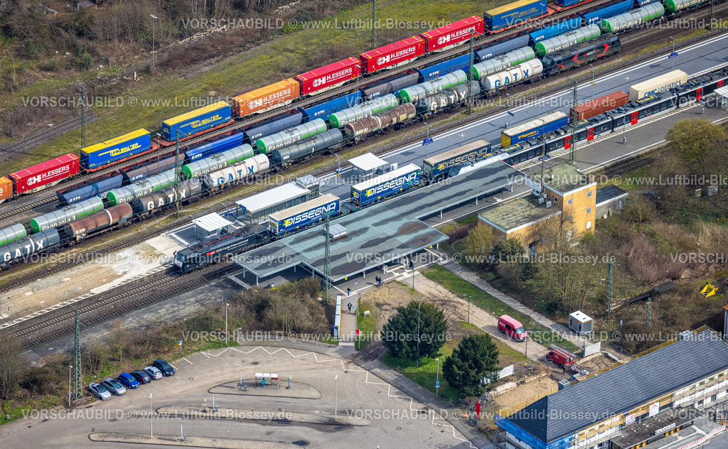 Emmerich230300340 | Luftbild, Bahnhof Emmerich am Hafen, Güterzug und Güterwaggons, Emmerich am Rhein, Niederrhein, Nordrhein-Westfalen, Deutschland