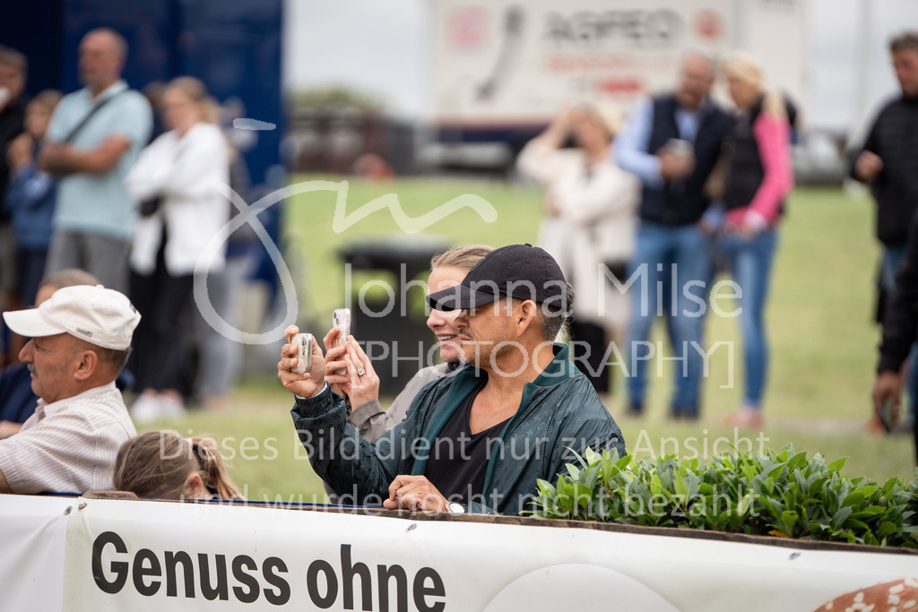 BHO24-SD-FriendshipTour-DSC07012 | Deine schönsten Turniermomente als professionelle Fotos! Entdecke hochwertige Pferdesport-Fotografie im Online-Shop. Jetzt Fotos finden & bestellen!