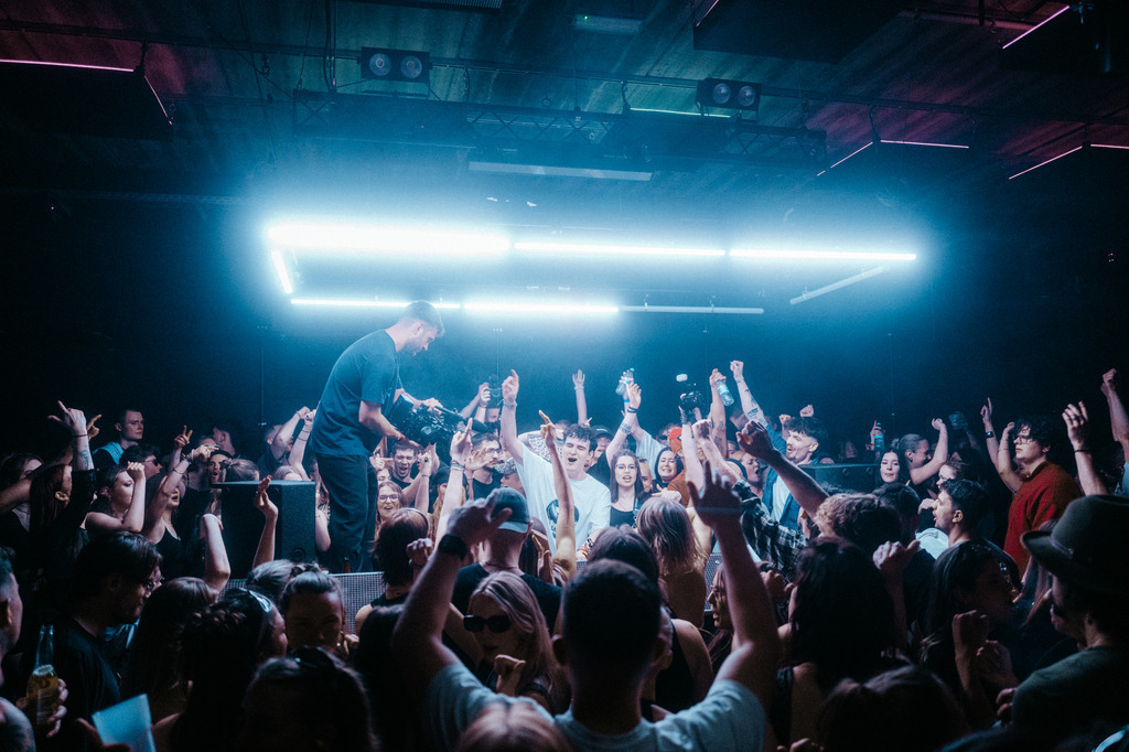 DO01030246 | thismomentpictures - Realisiert mit Pictrs.com