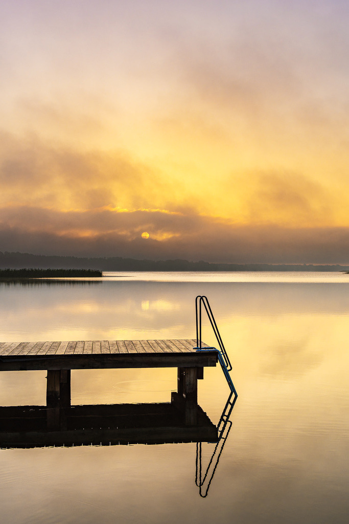 Badesteg in Seedorf am Schaalsee im Sonnenaufgang | Badesteg in Seedorf am Schaalsee im Sonnenaufgang.