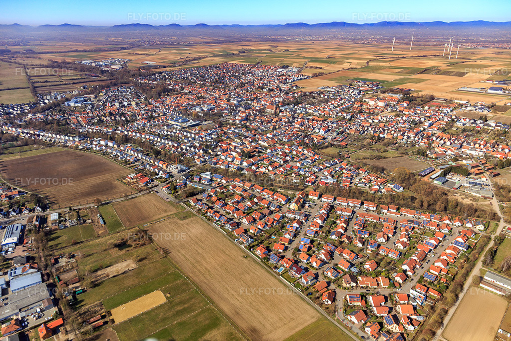 Luftbild: Stadtansicht aus Osten in Herxheim bei Landau im Bundesland Rheinland-Pfalz in Deutschland. Foto: IMG_112903.jpg vom 27.02.2019 durch Werner Riehm/FLY-FOTO.de