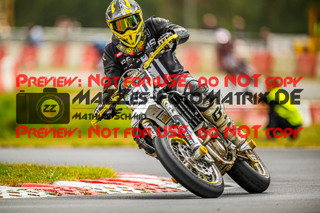 MaZZes_FotoMatrix_230702_9022 | UE40