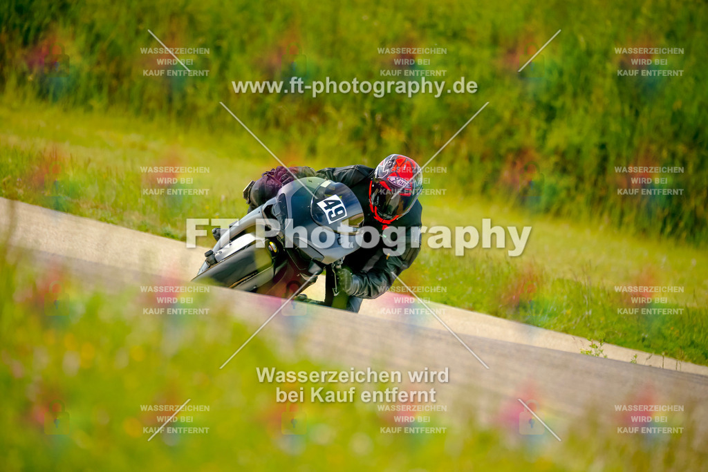 _MOT1011 | Hier findet Ihr Bilder von Touristenfahrten auf der Nürburgring Nordschleife oder von anderen Veranstaltungen die ich besucht habe. Viel Spass beim Durch Schauen 