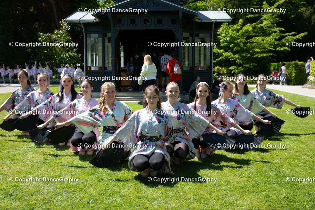 GPHY3940 | DanceGraphy - Realisiert mit Pictrs.com