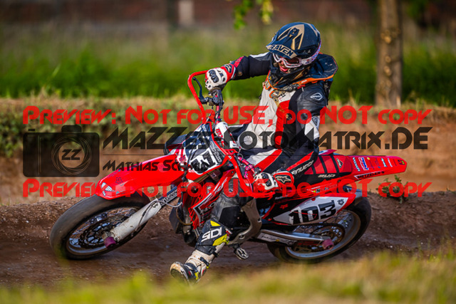 MaZZes_FotoMatrix_220618_9864 | S4