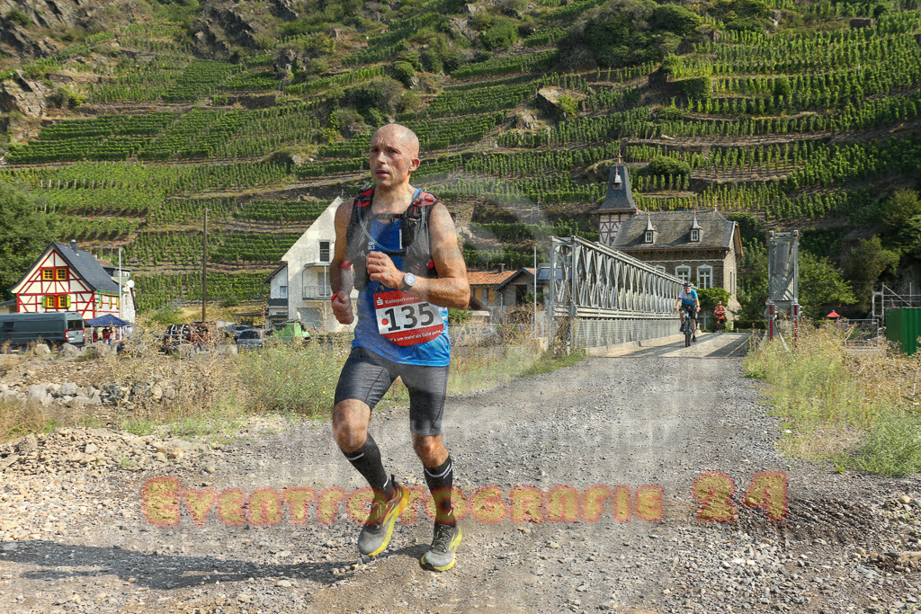 240831_1125_EX1_7893 | Sportfotografie im Rhein-Sieg Kreis, Köln, Bonn, NRW, Rheinland Pfalz, Hessen, etc. Unser Tätigkeitsfeld umfasst den Laufsport vom Volkslauf über den Marathon, Duathlon, Triathon bis zum Ultralauf wie Kölnpfad Ultra oder Schindertrail.