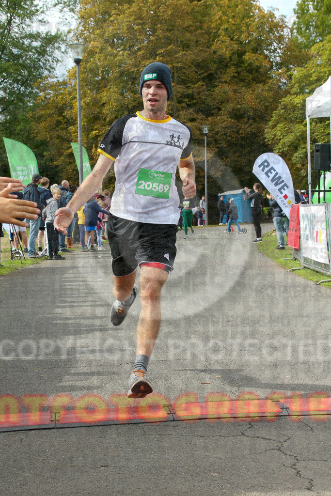 220925_1317_EX1_0344 | Sportfotografie im Rhein-Sieg Kreis, Köln, Bonn, NRW, Rheinland Pfalz, Hessen, etc. Unser Tätigkeitsfeld umfasst den Laufsport vom Volkslauf über den Marathon, Duathlon, Triathon bis zum Ultralauf wie Kölnpfad Ultra oder Schindertrail.