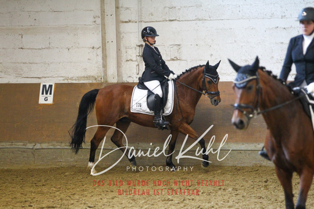 DKP43861 | Turniersportfotografie; Pferdefotografie; Dressurfotografie